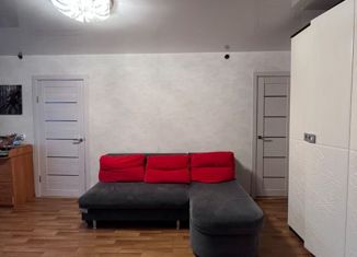 Продаю 3-комнатную квартиру, 42.5 м2, Балахна, улица Космонавтов, 3