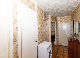 Продаю 3-комнатную квартиру, 57.8 м2, Новосибирск, Киевская улица, 24