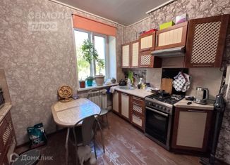 Продам 3-комнатную квартиру, 69.2 м2, село Берендеево, Республиканская улица, 1