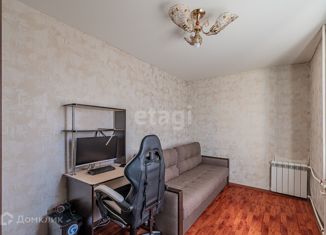 Продаю трехкомнатную квартиру, 51.6 м2, Екатеринбург, Селькоровская улица, 102к3