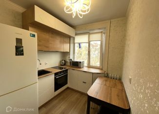 Продажа 2-ком. квартиры, 43 м2, Петропавловск-Камчатский, улица Академика Королёва, 11, микрорайон Горизонт-Юг