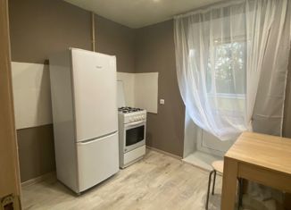 Продажа 1-ком. квартиры, 32 м2, Елабуга, Пролетарская улица, 2