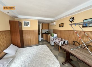 2-ком. квартира на продажу, 50 м2, Евпатория, Симферопольская улица, 99