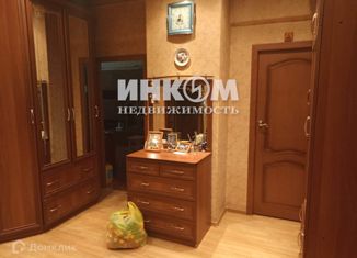 Продается 4-комнатная квартира, 100 м2, Москва, улица Маршала Вершинина, 9, улица Маршала Вершинина