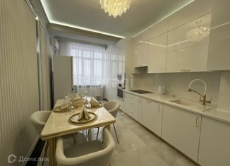 Продам 1-комнатную квартиру, 52 м2, Карачаево-Черкесия, проспект Ленина, 156Б