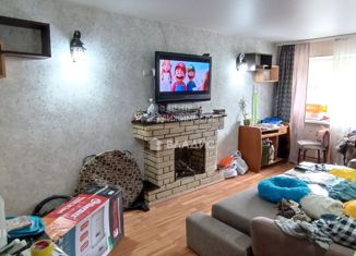 Продается 2-ком. квартира, 42 м2, Арсеньев, улица Жуковского, 29