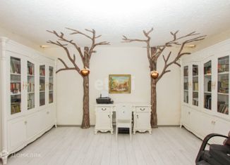 Продается 4-ком. квартира, 224 м2, Чита, Красноярская улица, 31