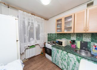 Продаю 1-ком. квартиру, 30.8 м2, Нижневартовск, улица Менделеева, 16