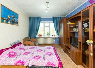 Продается 2-комнатная квартира, 49.3 м2, Сургут, Красная улица, 18