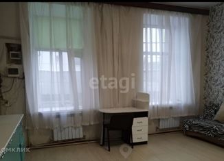 Продажа 2-комнатной квартиры, 48 м2, Симферополь, улица Крылова, 16, Центральный район