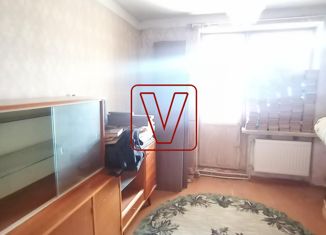 Продается 3-комнатная квартира, 64.3 м2, Крым, 1-й микрорайон, 18