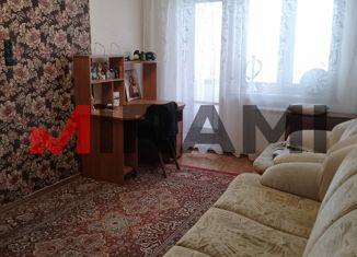 Продаю 2-комнатную квартиру, 43.7 м2, Кемерово, улица Ворошилова, 2