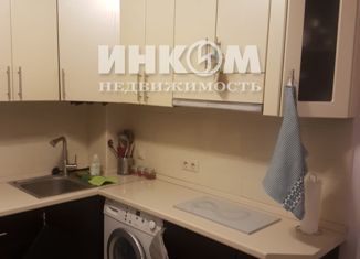 Продается однокомнатная квартира, 33 м2, Москва, улица Академика Варги, 8, метро Тропарёво