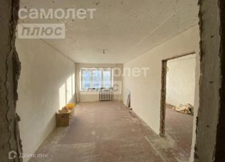 Продам 3-ком. квартиру, 62.2 м2, Алапаевск, улица 19-го Партсъезда, 14