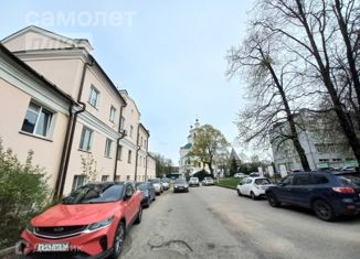 Продается двухкомнатная квартира, 53 м2, Смоленск, улица Маршала Жукова, 27, Промышленный район