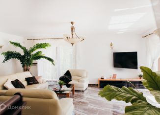 Продам дом, 217 м2, посёлок городского типа Сириус, улица 65 лет Победы, 27