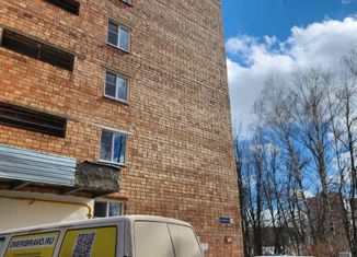 Продаю двухкомнатную квартиру, 50.2 м2, Нижний Новгород, улица Адмирала Васюнина, 9, 4-й Нагорный микрорайон