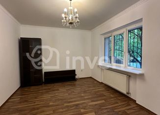 Продажа 3-ком. квартиры, 91 м2, Калининград, улица Космонавта Леонова, 12А