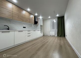 2-комнатная квартира на продажу, 62 м2, Чебоксары, улица писателя Лаврентия Таллерова, ЖК Солнечный Парк