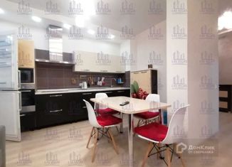 Сдается 4-ком. квартира, 90 м2, Казань, проспект Ямашева, 103А, ЖК Синяя Птица