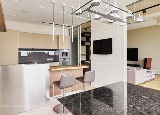 Продаю 4-комнатную квартиру, 181.4 м2, Москва, Мосфильмовская улица, 8