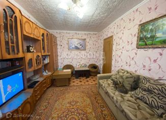Продажа 2-комнатной квартиры, 41 м2, Астрахань, улица Куликова, 52