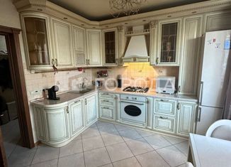 Продам 3-ком. квартиру, 67.5 м2, Москва, 1-й Вражский переулок, 4, метро Киевская