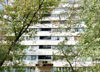 Продам 2-комнатную квартиру, 38.4 м2, Москва, метро Тушинская, Малая Набережная улица, 3с1