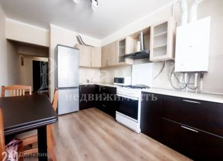 Продам 2-комнатную квартиру, 61 м2, Ставрополь, улица Пушкина, 65В, микрорайон №8