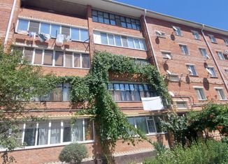 Продается 4-ком. квартира, 73.9 м2, поселок городского типа Афипский, улица Пушкина, 140