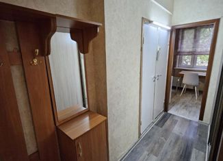 Продаю 1-ком. квартиру, 30.5 м2, Москва, улица Кулакова, 12к1, район Строгино