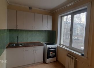 Аренда 3-ком. квартиры, 60 м2, Бийск, Социалистическая улица, 36