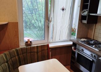 Сдача в аренду 3-ком. квартиры, 58 м2, Санкт-Петербург, улица Солдата Корзуна, 19, Кировский район