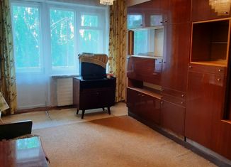 3-комнатная квартира на продажу, 62.2 м2, Карачев, улица Карла Маркса, 18