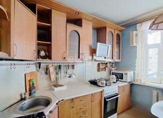 Продается 2-ком. квартира, 51.2 м2, Когалым, улица Дружбы Народов, 22