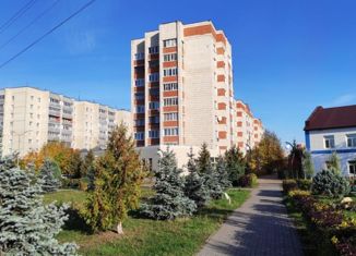 Продаю четырехкомнатную квартиру, 85 м2, Зеленодольск, улица Карла Маркса, 3