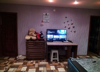 Продажа 3-ком. квартиры, 42.1 м2, Нижний Новгород, улица Сазанова, 6, улица Сазанова