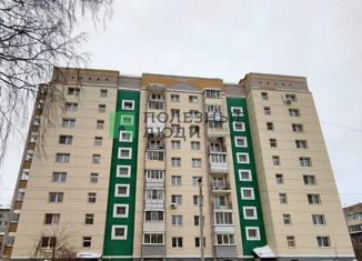 Продам двухкомнатную квартиру, 60 м2, Киров, Хлыновская улица, 6
