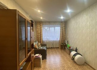Продается двухкомнатная квартира, 39.5 м2, поселок городского типа Шушенское, квартал Строителей, 28