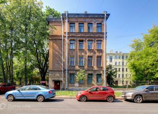 Продам многокомнатную квартиру, 640 м2, Санкт-Петербург, 17-я линия Васильевского острова, 8, муниципальный округ № 7
