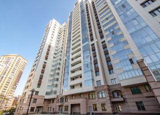 Продажа 2-комнатной квартиры, 79.9 м2, Новосибирск, улица Семьи Шамшиных, 20, метро Маршала Покрышкина