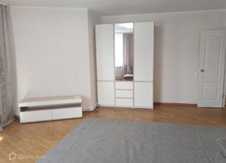 Сдам в аренду 2-ком. квартиру, 58 м2, Вологда, Северная улица, 36