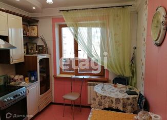 Продаю многокомнатную квартиру, 114 м2, Кемерово, Инициативная улица, 103А