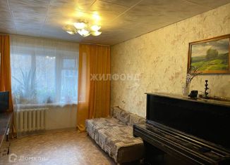 3-комнатная квартира на продажу, 55 м2, Новосибирск, улица Ленина, 59, метро Красный проспект