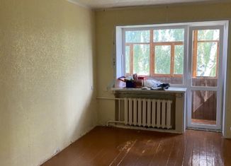 Продам 2-ком. квартиру, 43 м2, Ишимбай, улица Губкина, 46
