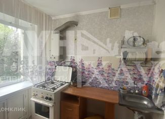 Сдам в аренду 1-ком. квартиру, 37 м2, Балаково, Привокзальная улица, 5