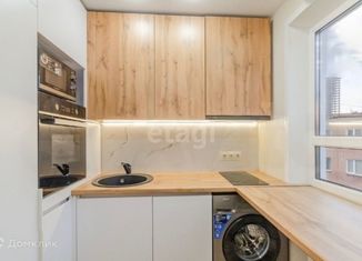 Продажа 2-комнатной квартиры, 45 м2, Новосибирск, Танковая улица, 17, метро Заельцовская