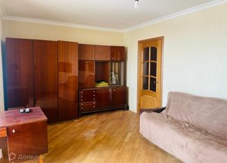 Продаю однокомнатную квартиру, 45 м2, Нальчик, улица 9 Мая, 14, район Центр
