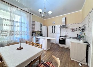 Сдается в аренду 3-комнатная квартира, 106 м2, Санкт-Петербург, Коломенская улица, 27, метро Владимирская