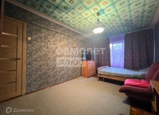 Продается 3-комнатная квартира, 70 м2, Новокубанск, Пионерская улица, 3